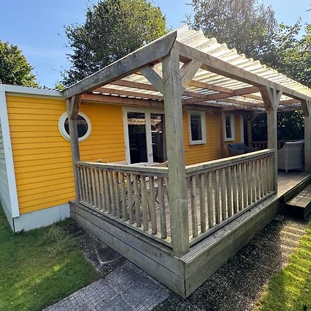 Ruime 5-Persoons Chalet Aan Het Bergumermeer Suameer Extérieur photo